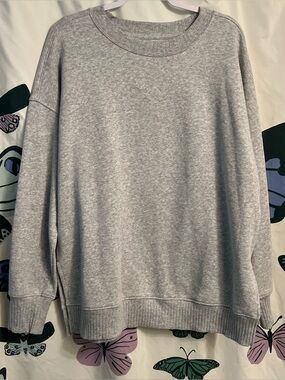 Side Slit Crewneck Sweatshirt